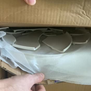 Teslim Alınan Ürünün Kırık Çıkması Ve Müşteri Hizmetlerinden Destek Alamama