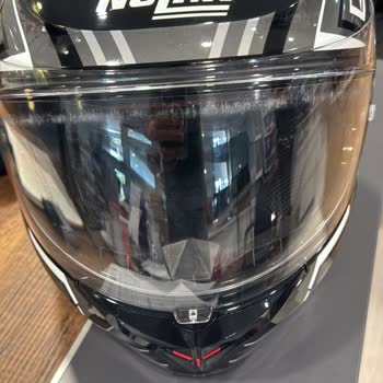 Motospartan Nolan Marka Kaskımın Vizöründeki Yıpranma, Hasar