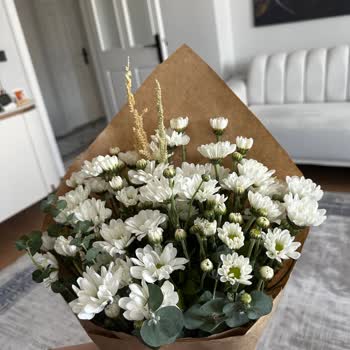 Siparişimde Gelen Çiçekler Görselle Uyuşmadı Hayal Kırıklığı Yaşadım