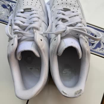 Bir Haftada Yırtılan Ayakkabı Hayal Kırıklığı Yarattı