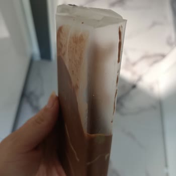 Erimiş Ve Şekli Bozulmuş Çikolata Teslimatı Hayal Kırıklığı Yarattı