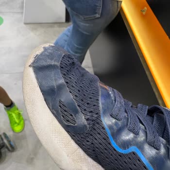 Skechers Ayakkabının 15 Günde Parçalanması Ve İnceleme Reddi Mağduriyet Yarattı