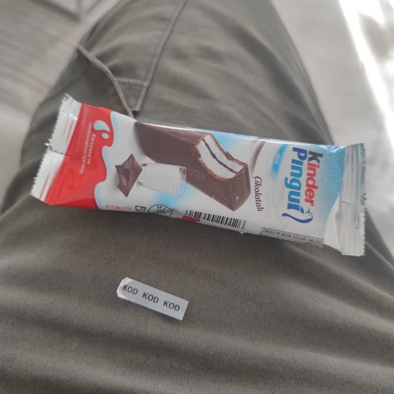 Kinder Çikolata İçinden Çıkan Kodun Anlamı Belirsiz