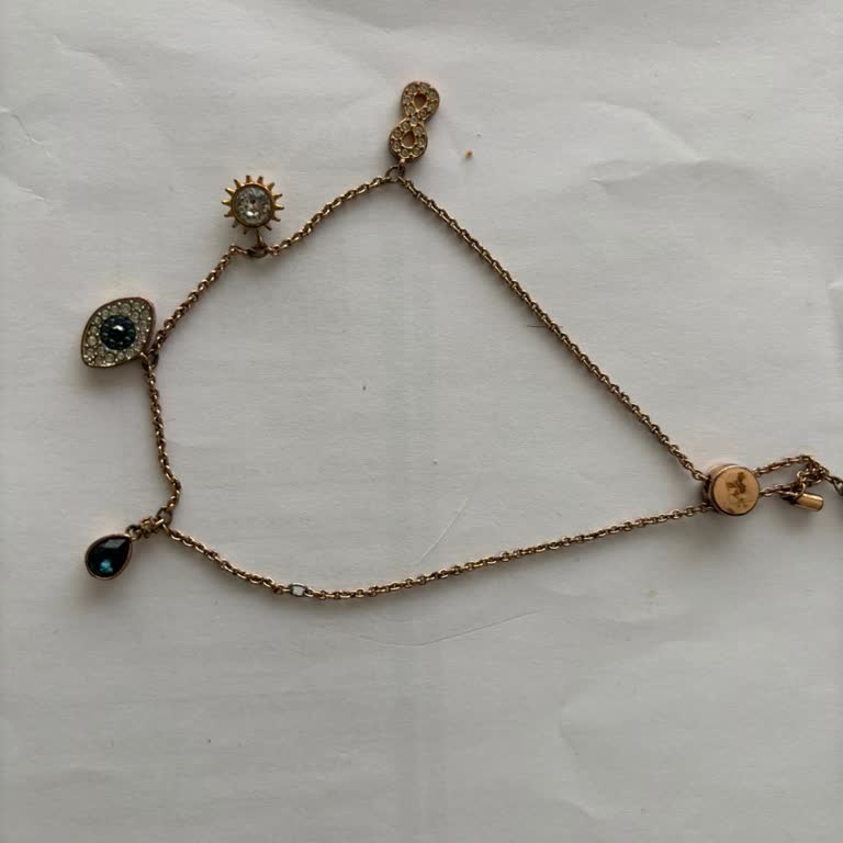 Swarovski Bileklik Charmları Düştü Ve Renk Kararması Sorunu