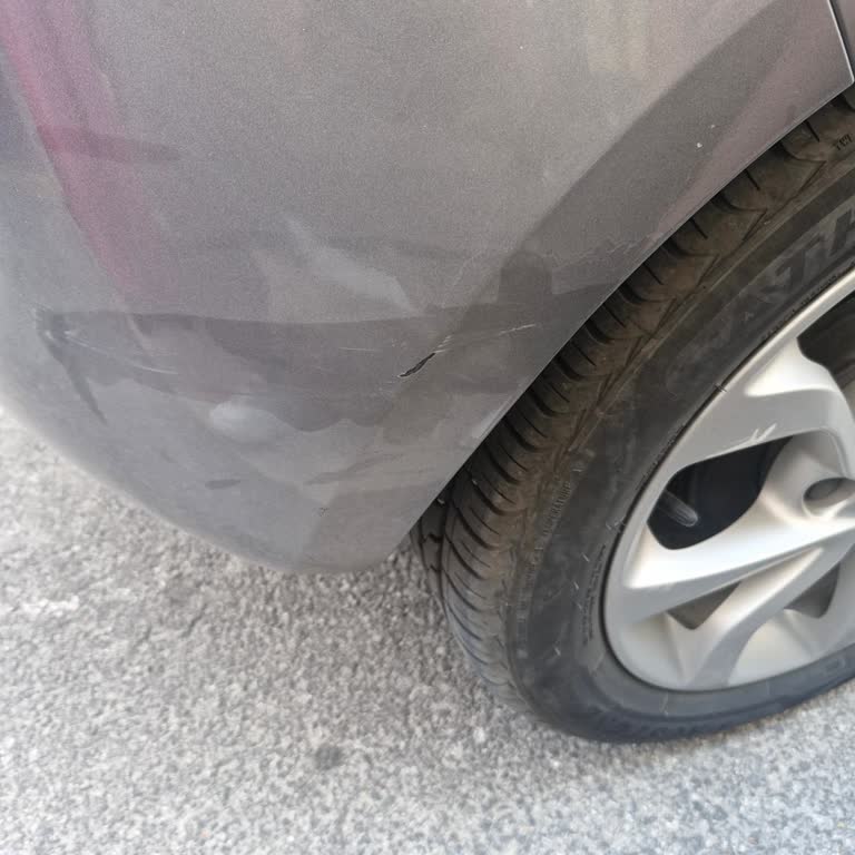 Lesvos Cars'tan Kiraladığım Araçta Çizikler Mevcut