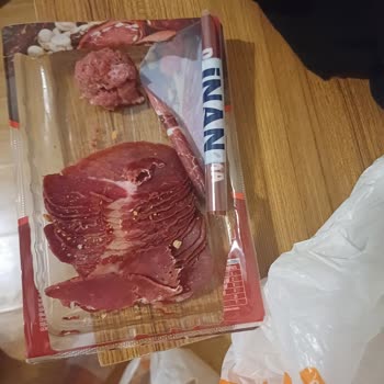 Başyazıcı Satın Aldığım Pastırmanın Çiğ ve Sert Olması Hayal Kırıklığı Yarattı