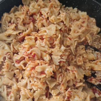 Aldığım Makarna Pişerken Parçalanıyor, Müşteri Hizmetlerine Ulaşamıyorum