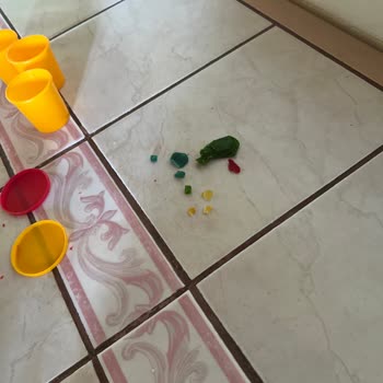 Oyun Hamurunda Tehlikeli Yabancı Maddeler!