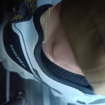 Aldığım Dockers Ayakkabı Her İki Ayağımı Vuruyor, Çözüm Bekliyorum