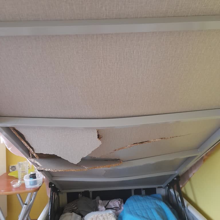 Kelebek Mobilya'dan Aldığım Yatak Ve Baza Kısa Sürede Kırıldı, Servis Desteği Yetersiz