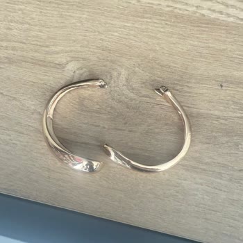 Aldığım Ürünler Kısa Sürede Bozuldu, Müşteri Hizmeti Yetersiz Kaldı