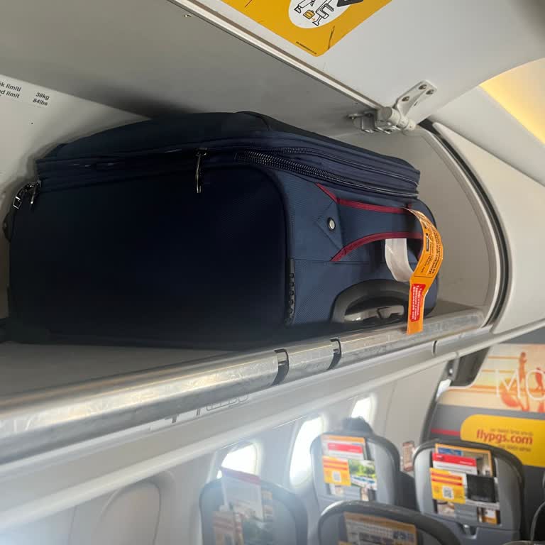 Kabin Bagajı İçin Haksız Ek Ücret Alındı, İadesini İstiyorum