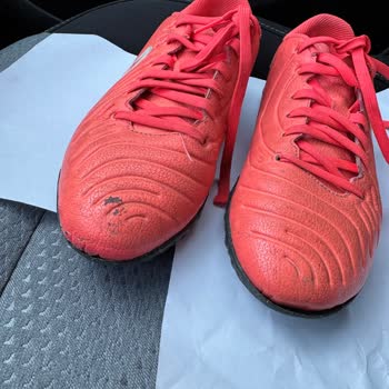 Kısa Sürede Yıpranan Ayakkabılar Ve Yetersiz Garanti Hizmeti