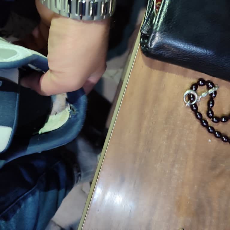 Reebok Ayakkabım Kısa Sürede Yırtıldı, Garanti Kullanıcı Hatası Dedi