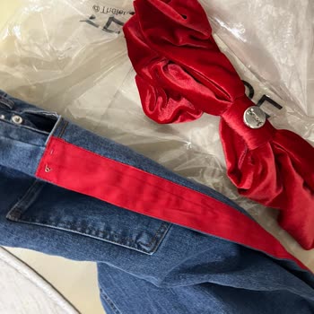 Yırtık Pantolon, İade Ve İletişim Sorunu!