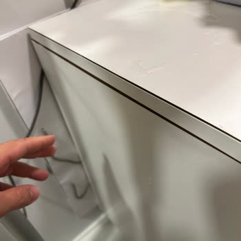 Erikli Damacana Su Sızıntısı Nedeniyle Mobilya Zarar Gördü