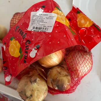 Getir Siparişimde Çürük Ve Kurtlu Meyve Sebze Teslim Edildi