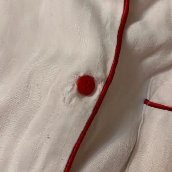 Suwen 3 Ayda Yırtılan Pijama İçin Kullanıcı Hatası Denilmesine Anlam Veremiyorum