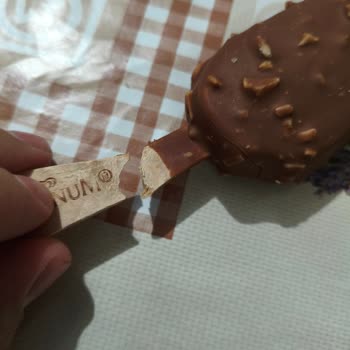 Magnum Bademli Dondurma Çubuğu Kalitesizliği Ve Okunmayan Şifreler