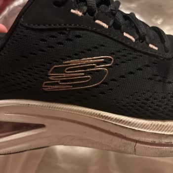 Skechers Ayakkabı 6 Ayda Parçalandı, İnceleme Sonucu Ret Edildi