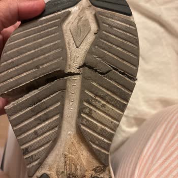 Skechers Ayakkabı 6 Ayda Parçalandı, İnceleme Sonucu Ret Edildi