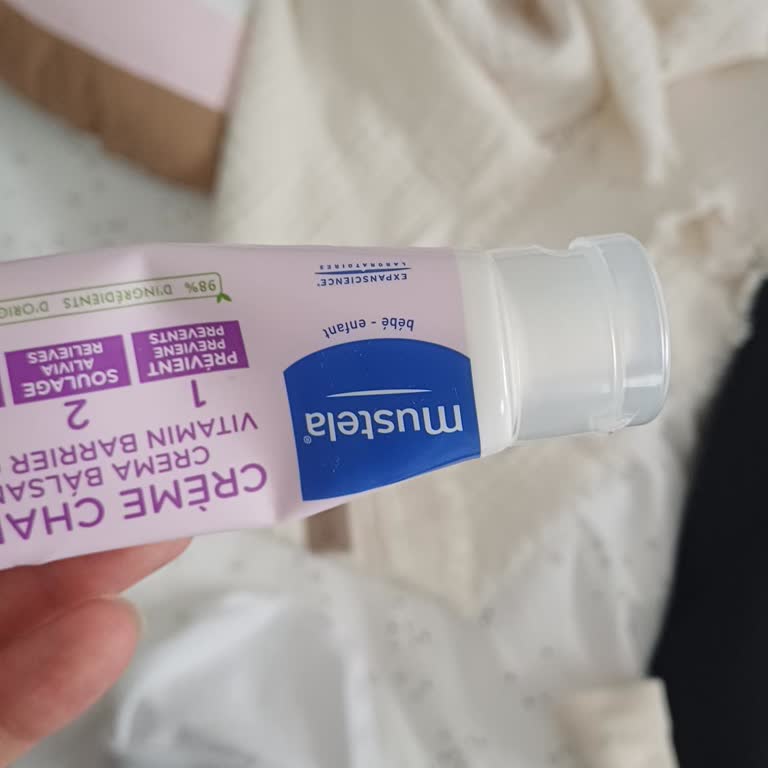 Mustela Pişik Kremi Bebeğimin Cildinde Sivilce Yaptı