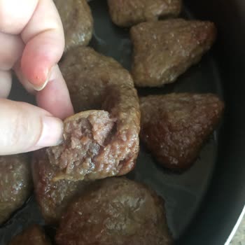 Köfteci Yusuf Sefaköy'den Aldığım Köftenin Kötü Kokusu Ve Kalitesi Hayal Kırıklığı Yarattı