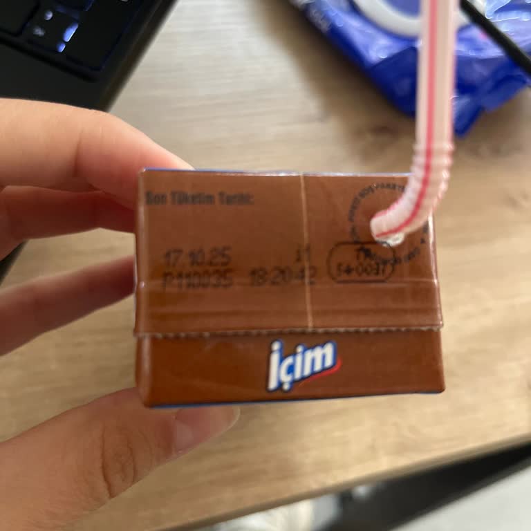 Son Kullanma Tarihi Geçmeyen Süt Bozuk Çıktı