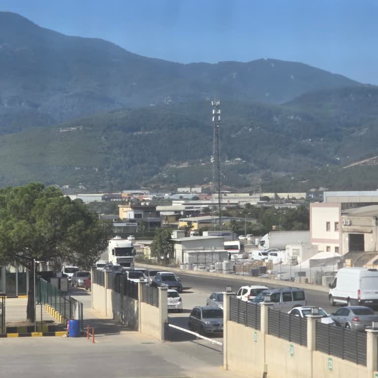 Opet Kuyucak'ta Tanımlı Araçlara Yakıt Verilmiyor, Mağduriyet Yaşanıyor