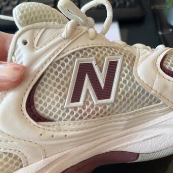 Yeni Alınan Ayakkabının Kısa Sürede Soyulması Ve Dikişlerinin Açılması