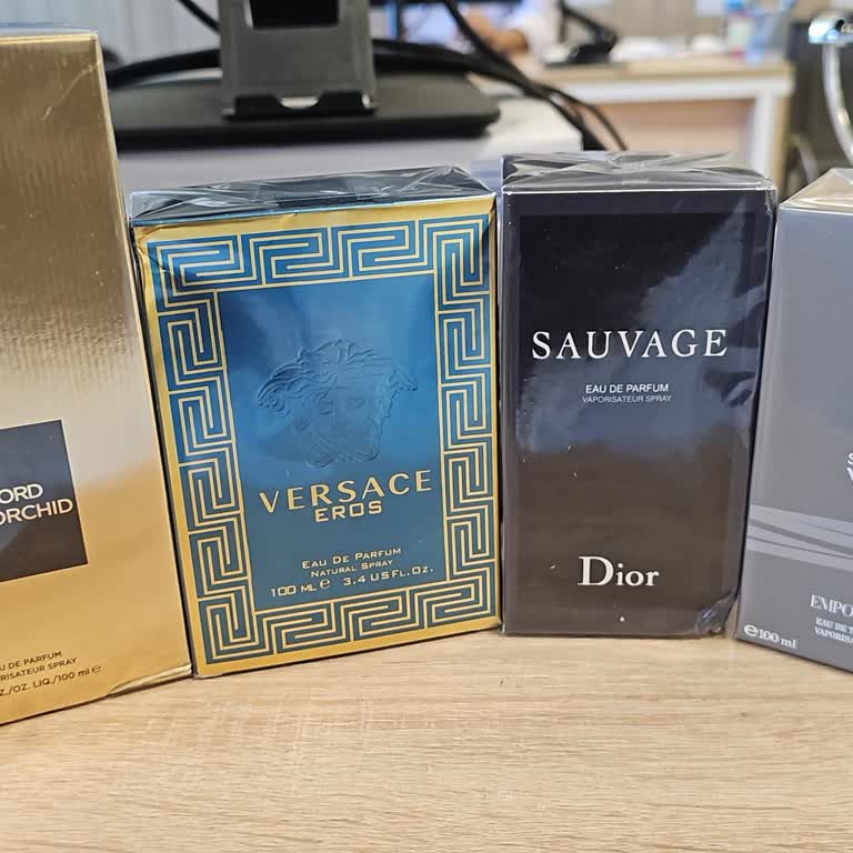 Luvre Parfüm Siparişim Yerine Rastgele Ürün Gönderdiler Muhatap Bulamıyorum