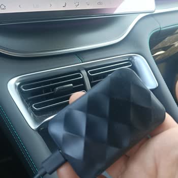 Sipariş Ettiğim Ürün Farklı Geldi İletişim Ve İade Sorunları Yaşıyorum