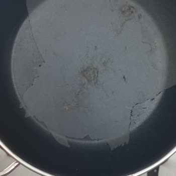 Bonera Tencere Kaplaması Kısa Sürede Soyuldu, İade Sorunu Yaşıyorum