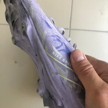 Nike Kramponun 75 Günde Dişleri Eridi Değişim Talebim Reddedildi