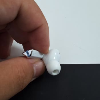 Samsung Galaxy Buds 3 Pro'da Sol Kulaklık Şarj Sorunu