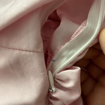 Kusurlu Ve Kullanılamaz Gömlek Gönderildi, Müşteri Memnuniyeti Yok