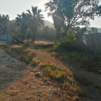 Çukurbük Plajında Temizlik Ve Donanım Eksikliği