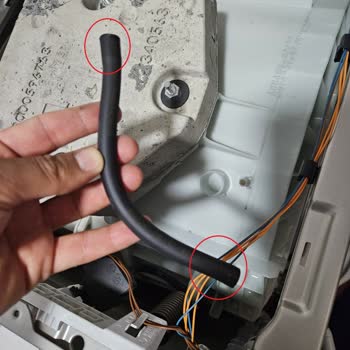 Bosch Çamaşır Makinesinde Montaj Hatası Nedeniyle Su Sızıntısı Ve Arıza Yaşadım