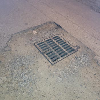 Bir Yıldır Asfalt Yapılmayan Kazı Alanı Mağduriyeti