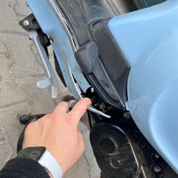 Revolt RS4 Modelinde Ayaklık Grenajı Ve Depo Yan Parçada Kendiliğinden Kırılma Sorunu