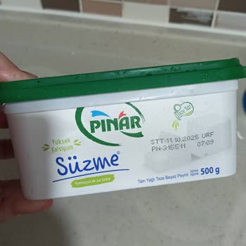 Süzme Peynirin Üst Yüzeyinde Beklenmedik Değişiklik