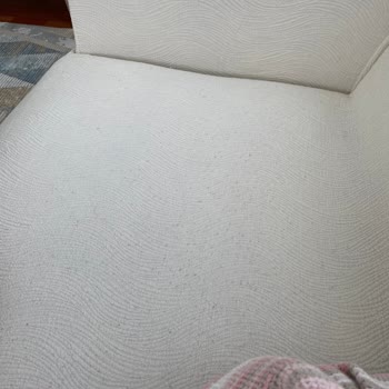 Koltuk Örtüsü Takımında Tüylenme Ve Yetersiz Bilgilendirme