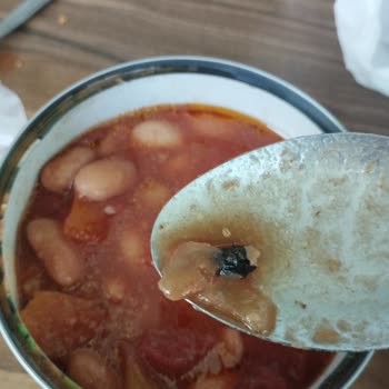 Barbunya Pilaki İçinden Yabancı Madde Çıkması Ve Hijyen Endişesi