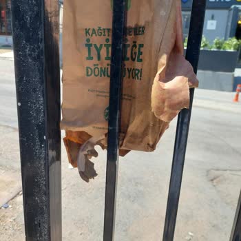 Starbucks Siparişim Dökülmüş Geldi İade Talebim Karşılanmadı