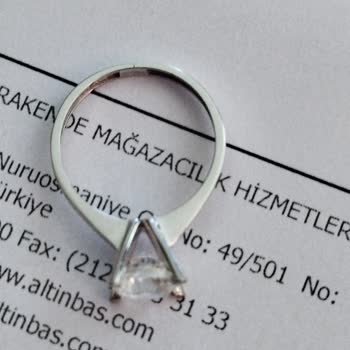 Altınbaş'tan Aldığım Yüzükte Hasar Ve Hizmette Ciddi Sorunlar Yaşadım