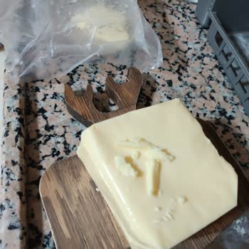 Aldığım Süt Ürünleri Bozuk Çıktı Satıcı İletişime Geçmiyor