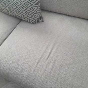 Kısa Sürede Deforme Olan Koltuk Takımı Ve İlgisiz Satıcı