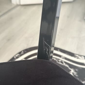 Hatalı Gelen Sandalye Ve Yetersiz Müşteri Hizmeti