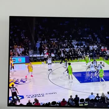 Yellow Tint Problem On LG OLED TV