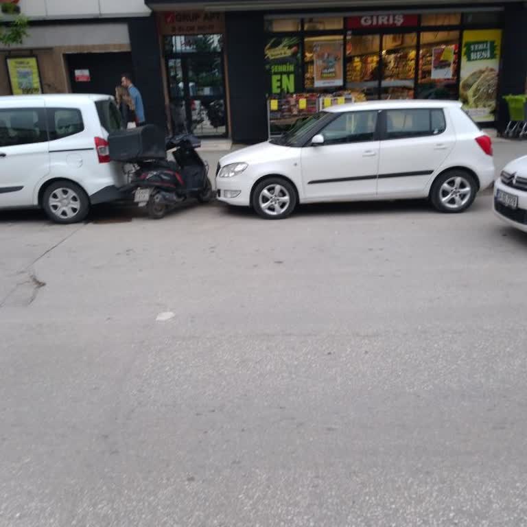 Çağdaş Marketler 'de Personel Ve Müşterilere Saygısız Davranışlar